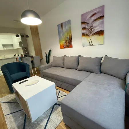 Premium Apartment *